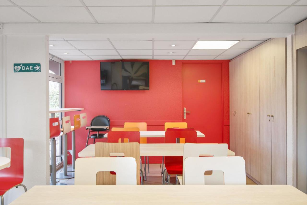 Premiere Classe Lyon Est - Bron Eurexpo Décines-Charpieu